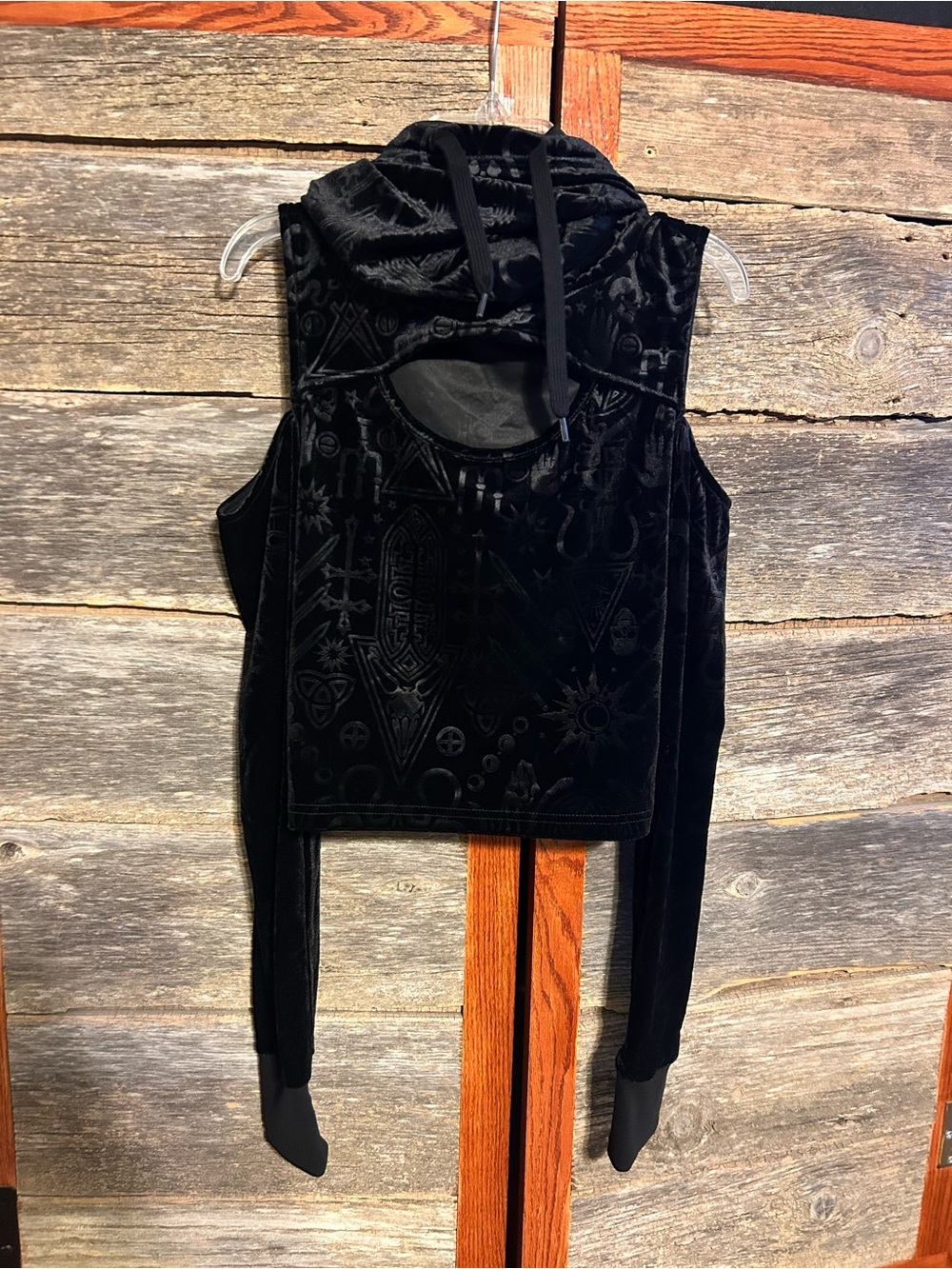 Black Velvet Cutout Hoodie Tank Top - Women's KillStar Gothic Punk